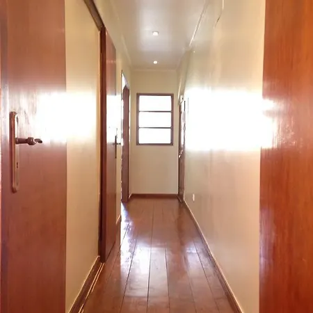 Cosy One-bed In Lx * Lissabon