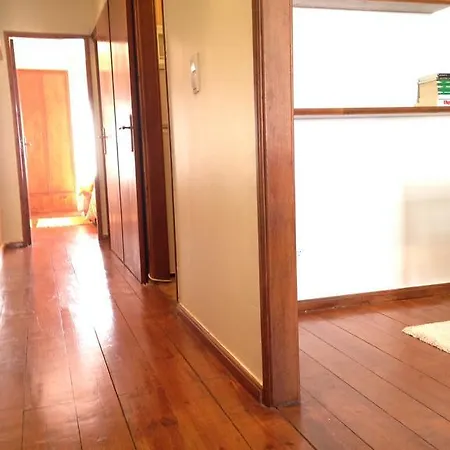 Cosy One-bed In Lx Apartment