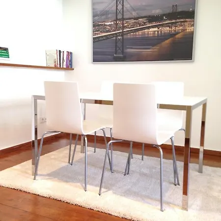 Cosy One-bed In Lx Lissabon