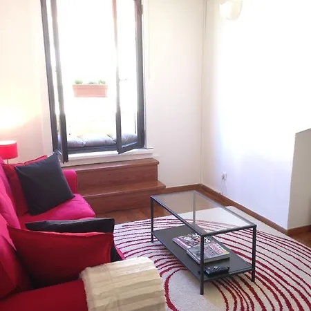 Апартаменты Cosy One-bed In Lx Лиссабон